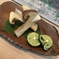 祇園おかだ - すだちの細工が可愛い