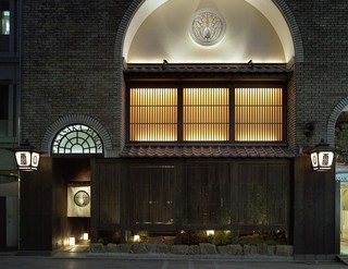 Koshitsu Izakaya Banya - 一階玄関