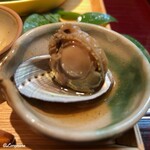 逸品さかい - 嚙み込んだ歯を押し返す弾力の常節