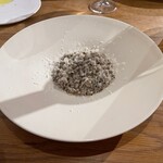 バルバ ビアンカ - トリュフとチーズのリゾット　追いトリュフかけ