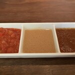 けやき坂 - ３種のソースでしたが　ほとんどは焼き野菜をつけていただきました