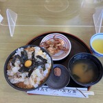 ドライブイン よしだ - 