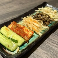近江うし焼肉 にくTATSU 日本橋室町店 - 