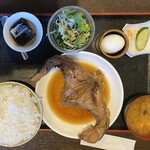 お食事 延仁 - 煮魚定食