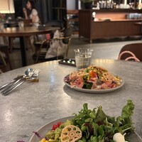 ERUTAN RESTAURANT BAR - 