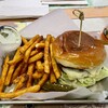SlapFish - 料理写真:Ultimate Burger、Orange Juice
