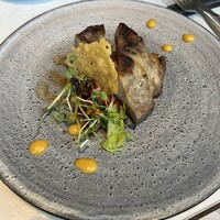 CADRAN - Lunch Course【初夏のプリフィックスコース】
                      ＜Main＞
                      薩摩茶美豚のグリエ
                      　ピペラードと卵黄のソース　チーズのクロッカン