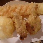 讃岐うどん 蔵之介 - 讃岐天（半熟卵・ちくわ・かしわ）（450円）