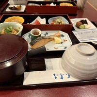 中之島なだ万 - 