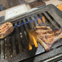 松阪牛　田じま - 焼け焼け！