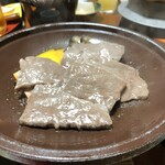 丸井旅館 - 熊野牛陶板焼き