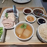 RUENTON COFFEESHOP - 料理写真:カオマンガイ