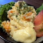 ROCK'N KITCHEN あいたい屋 - 前菜：ポテサラ