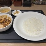 陳建一麻婆豆腐店 - おかわりご飯
