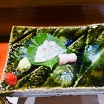 鮨匠 のむら - 真鯛(鹿児島県開聞岳沖産)の背身と腹身