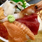 北のどんぶり屋 滝波食堂 - たきなみ丼　3520円