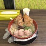 コラーゲン豚骨ラーメンとこ豚平和園 - 