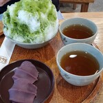赤福 - 赤福氷と赤福盆  計1,200円