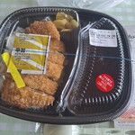 ほっともっと - 料理写真:夏のよくばり牛カレー(ロースカツ)