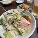 酔笑酒場 渋谷店 - 久々に食べたシーザーサラダ。支那竹は辣油で。