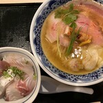 あら炊き中華そば 魚櫓魚櫓 - 