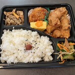 デリカフーズ ハマモト - から揚げ弁当　750円