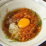焼津ぶしうどん しょうた 焼津本店 - つゆ雑炊＋生卵と揚げ玉