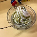 淀川カドヤ - 抹茶クリーム　200円(税込)   ※ちゃんと、高級宇治抹茶の味、してましたよ