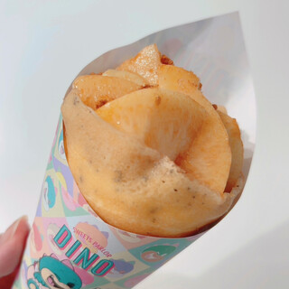 SWEETS PARLOR DINO_1