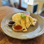 Cafe'会英楼 - 海南チキンライス