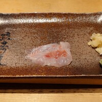 おたる政寿司 本店 - 真そい…北海道の白身魚。