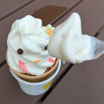 たまご舎 - ぴよかわソフトクリーム@\530円