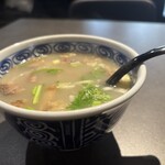 サラム小尾羊 - 羊内臓のスープ