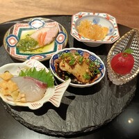 紅梅本楼 - 