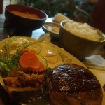 Yoshiya - ハンバーグ定食