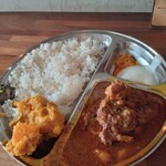 Spice Bar モンカリー - ポークカリープレート､別の角度から。