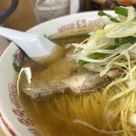 江ちゃん - 澄んだスープもオイルは多めか？