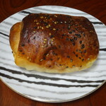 Beyzade BAKLAVA - チキンソーセージ入り