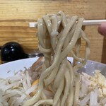 麺処 マゼル - 平打ち太麺