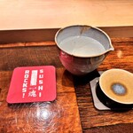 初音鮨 - 瀧自慢 超辛口特別純米 PROUD EXTREME DRY
      (三重県名張市)