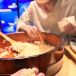 初音鮨 - 熱いシャリをひとさじ味見！