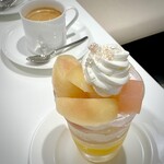 タカノフルーツパーラー - シーズナルトライフル 桃