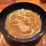 初音鮨 - あら汁