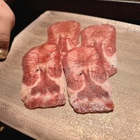 川端志史 - 