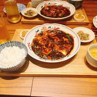 中国菜厨 エスサワダ 新丸ビル店 - 