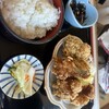 ど真ん中食堂