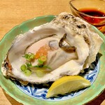 渋谷の日本酒ダイニング sakeba - 20250815本日の生牡蠣 北海道産 せんぼうし 一個780円