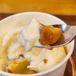 芋やす - 焼き芋とバニラと芋蜜