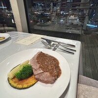 24/7 restaurant - 