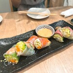 菜食酒場 レタスや - 生春巻き3種盛り！